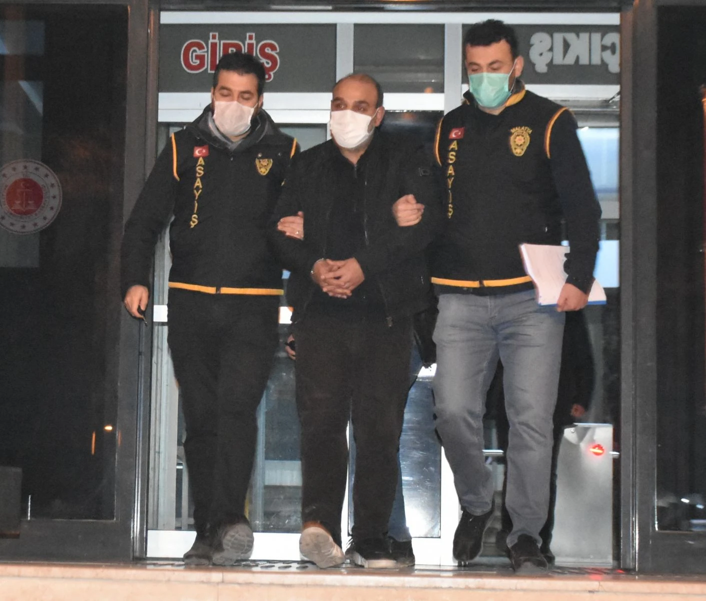 Antalya’da kan donduran cinayet! Öldürdüğü kadını günlerce sandıkta sakladı