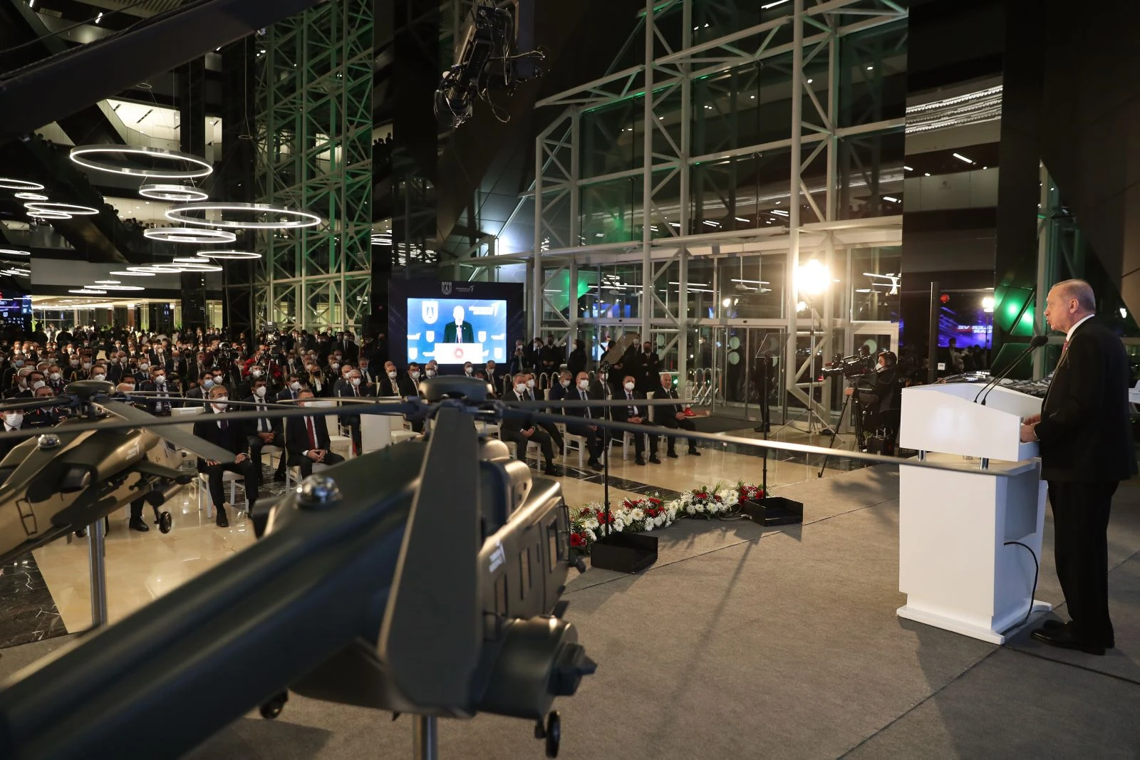 Son dakika! Cumhurbaşkanı Erdoğan: Milli muharip uçak 2023'te hangardan çıkacak