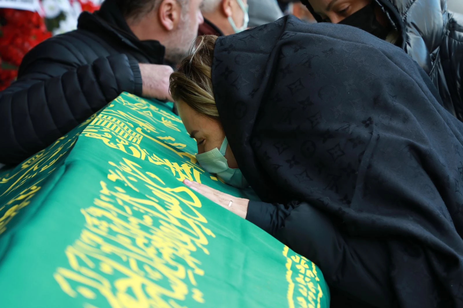 Eşi Şafak Mahmutyazıcıoğlu öldürülen Ece Erken’den yardım çığlığı