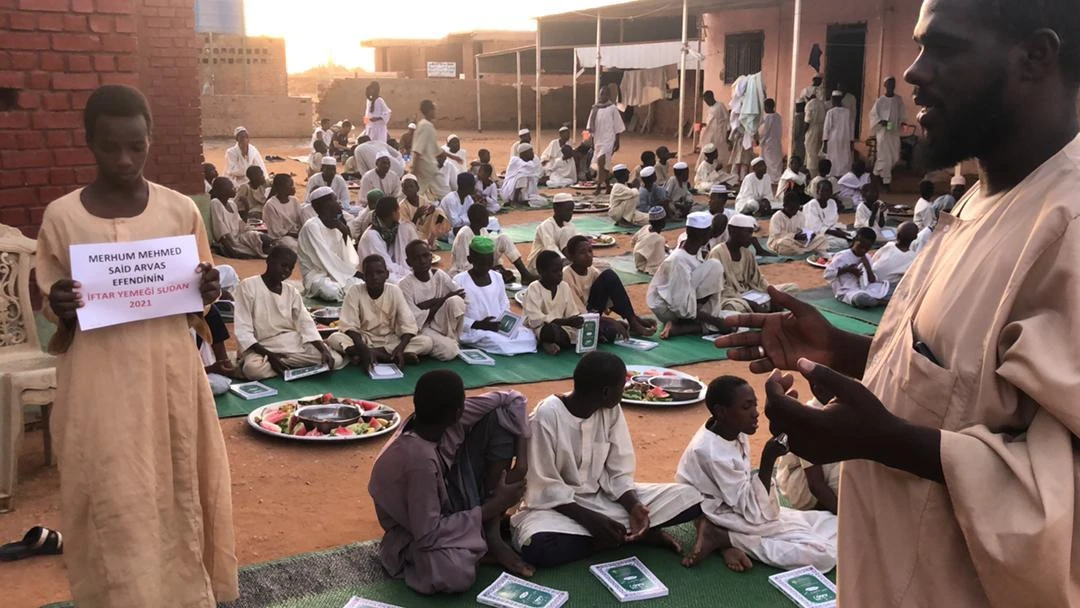 İhlas Vakfı hayırseverlerin bağışlarını ihtiyaç sahiplerine ulaştırıyor