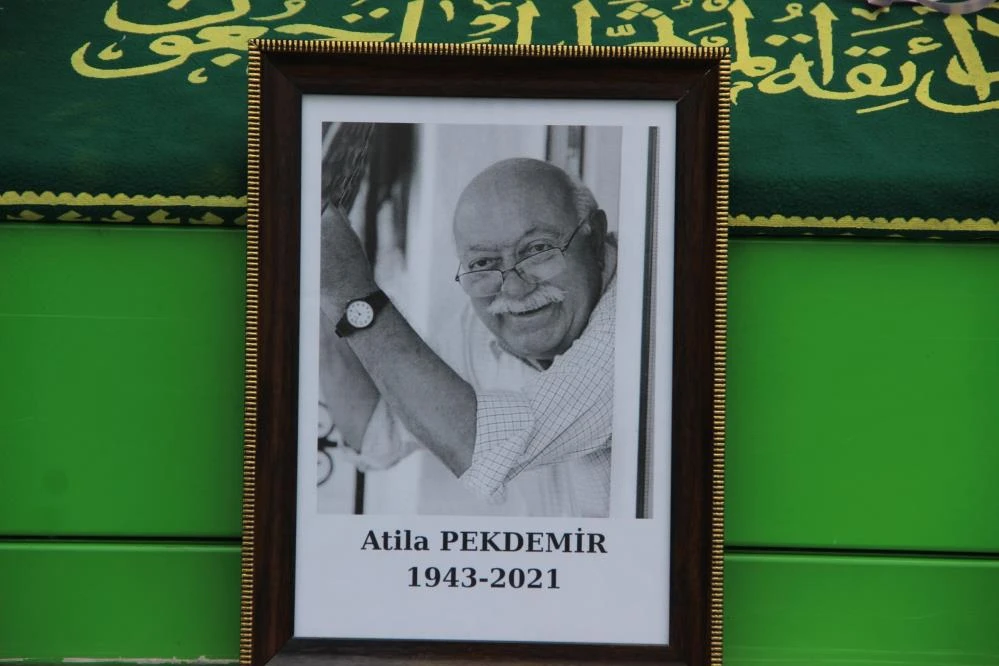 Tiyatro oyuncusu son yolculuğuna uğurlandı