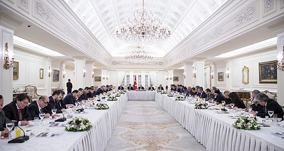 Başbakan Yıldırım medya temsilcileri ile buluştu