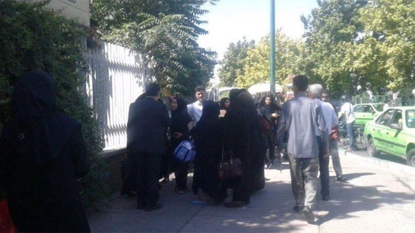 İran'da silahlı saldırılar