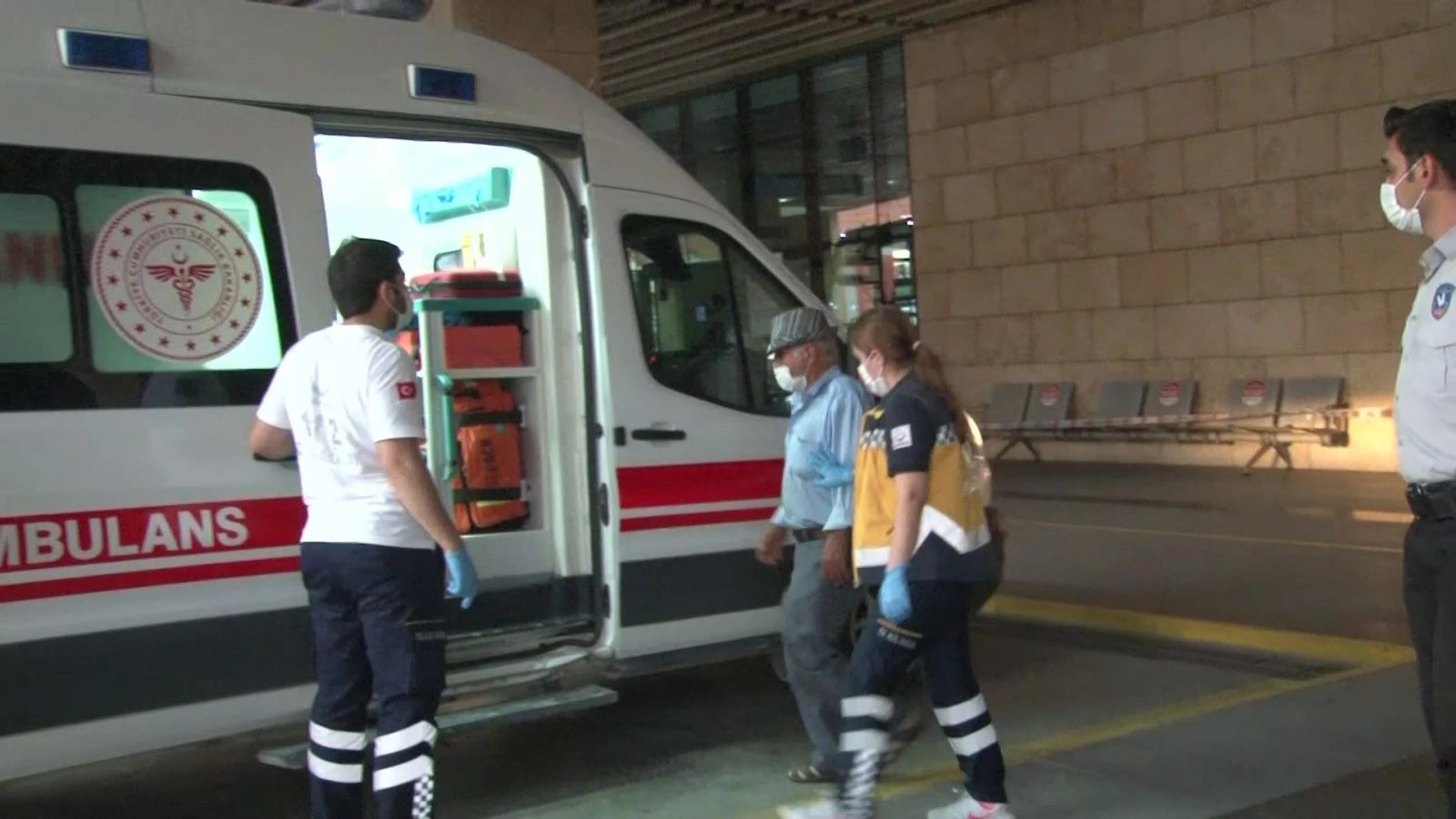 Karantinada olması gerekirken otogarda yakalandı