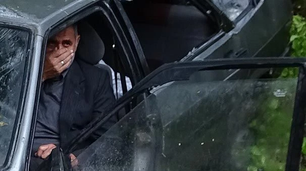 Kazadan sonra saatlerce aracın koltuğundan kalkamadı