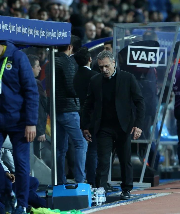 Ersun Yanal çok sinirlendi