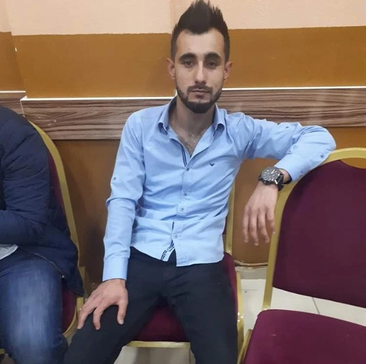 Serinlemek için girdiği gölde boğuldu