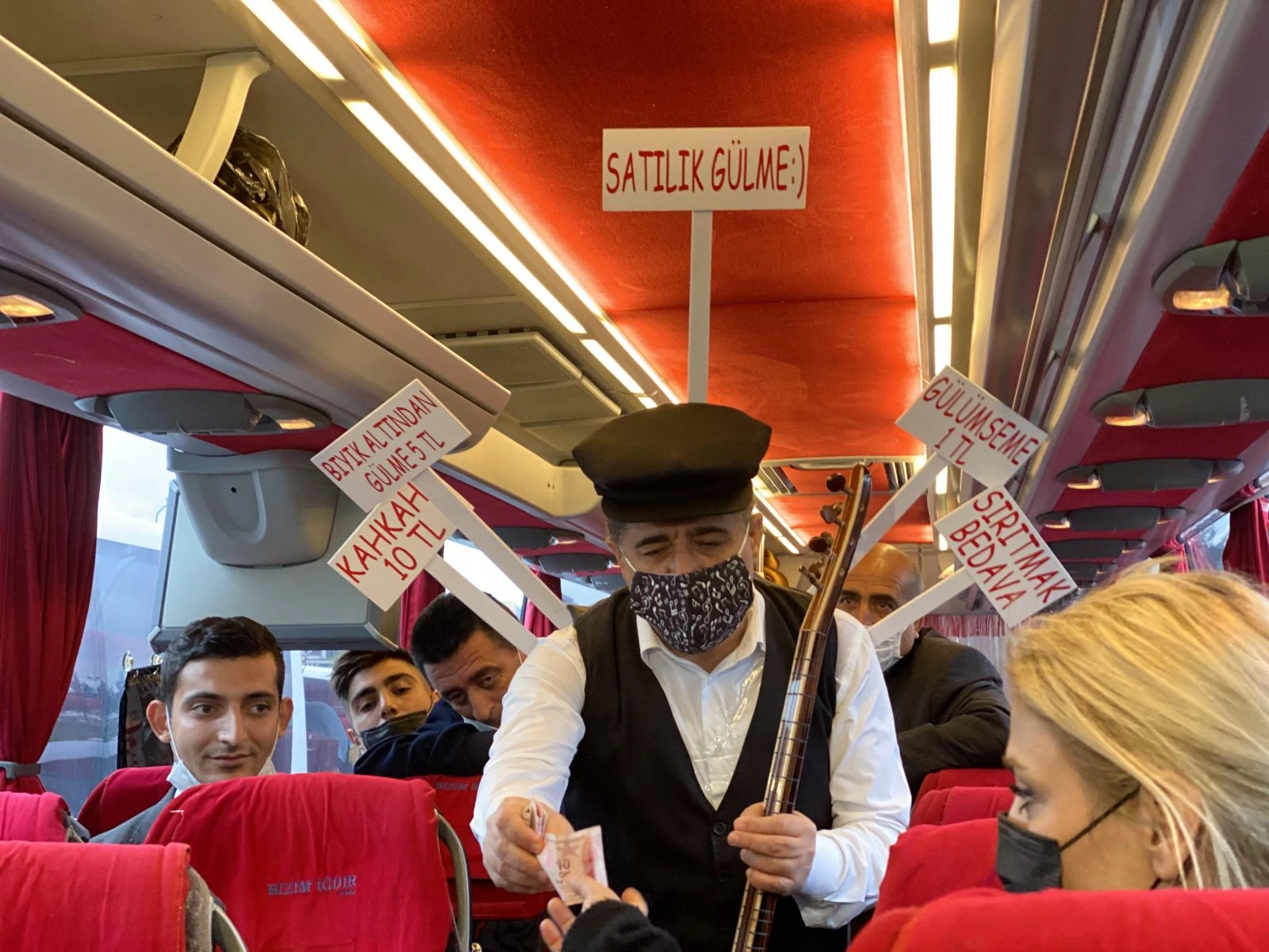 Sanatçı Aydın Aydın’dan çarpıcı eylem