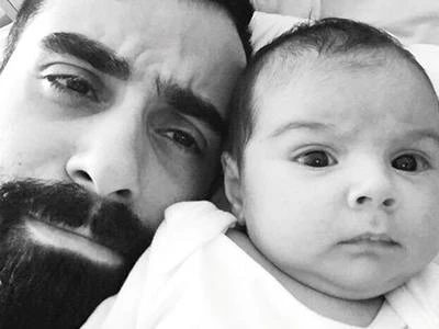 Gökhan Türkmen'den ilk aile pozu: Kızının fotoğrafını Babalar Günü'nde paylaştı