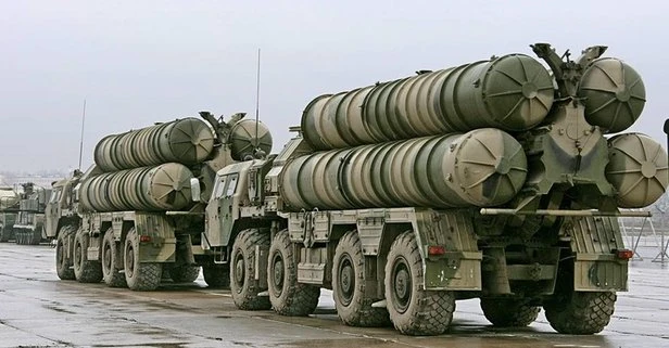 Rusya tatbikat için Belarus'a S-400 gönderdi!