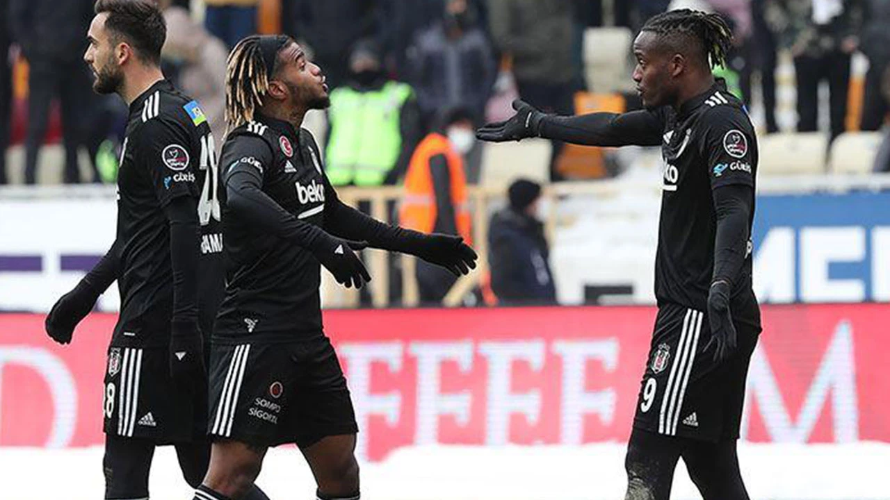 Beşiktaş Başahşehir'de oynayan Stefano Okaka'nın peşinde!