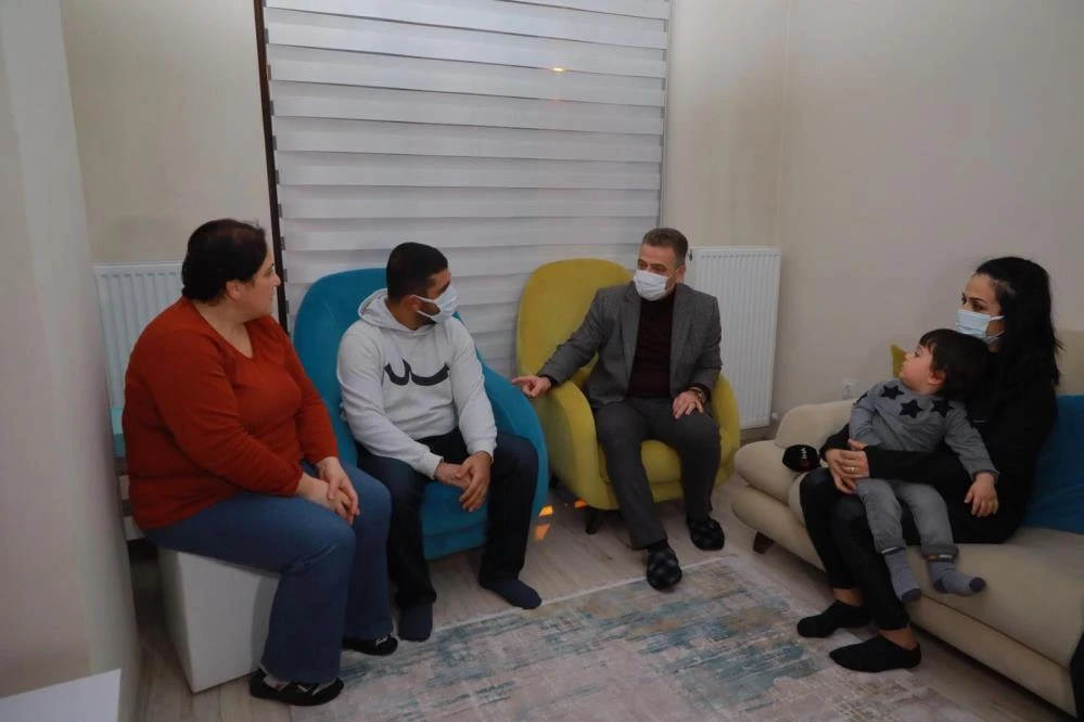 Kurtarılan gemici yaşadıkları korku dolu anları anlattı