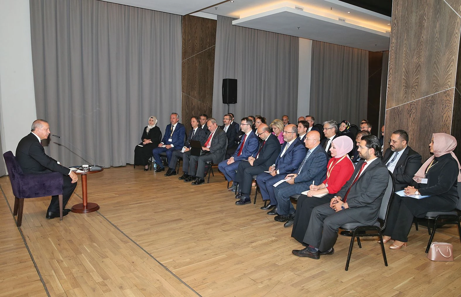 Cumhurbaşkanı Erdoğan'dan tehditlere sert cevap: ABD'ye göbekten bağlı değiliz