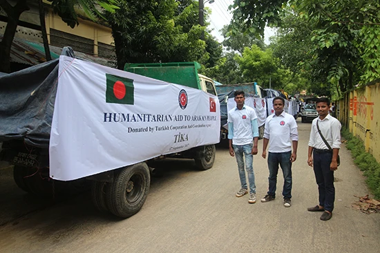 Türkiye'nin Arakanlı Müslümanlara yardımları sürüyor