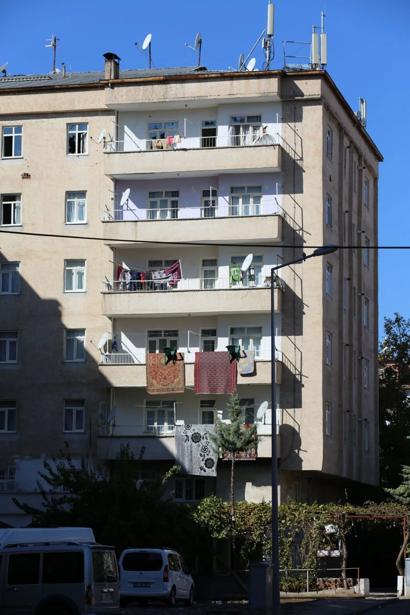 Diyarbakır'da basılan hücre evinden fotoğraflar geldi