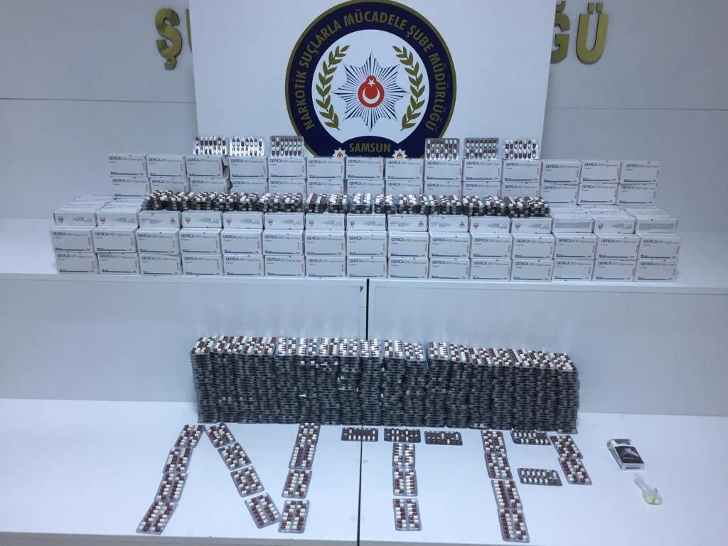 Samsun'da 13 bin uyuşturucu hapı ele geçirildi