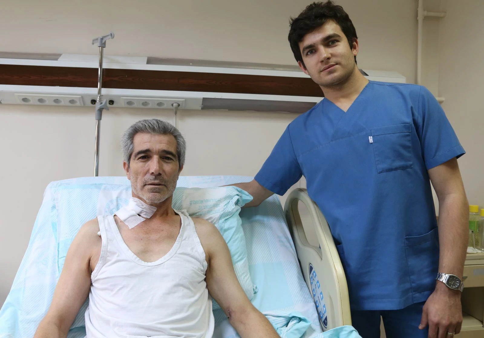 Doku nakli ile bacağı kesilmekten kurtuldu