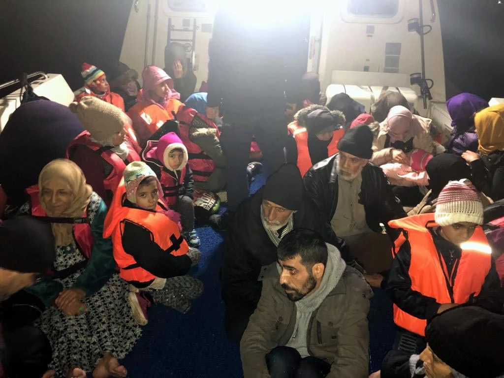 Didim'de 114 kaçak göçmen yakalandı