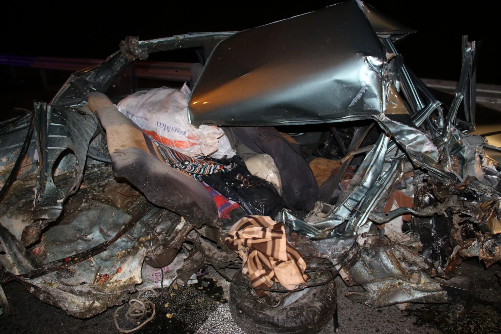 Başkent'te anne ve oğlu feci kazada hayatını kaybetti