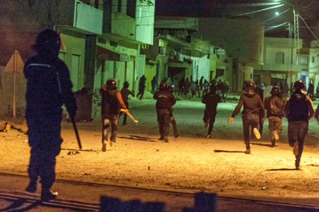 Tunus'da protestolar yayılıyor! Protestoların üçüncü gününde çatışma çıktı