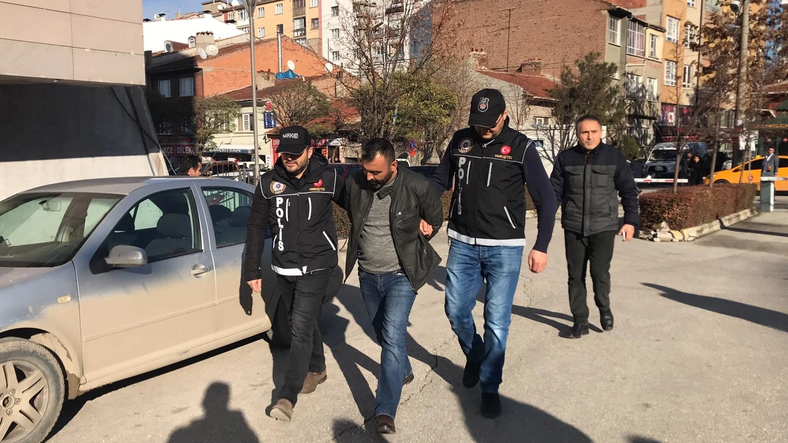 Eskişehir'de uyuşturucu operasyonu, 1 gözaltı