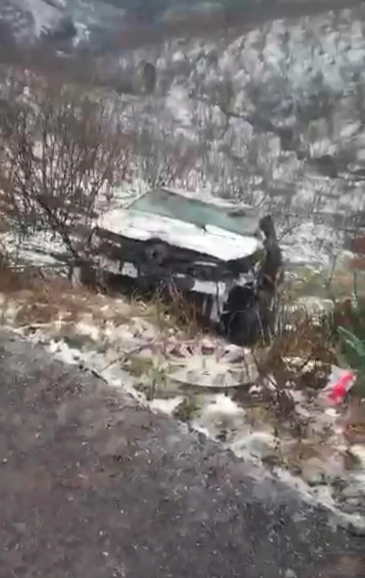 Kaza yapan aracı kurtarma operasyonu faciaya dönüyordu