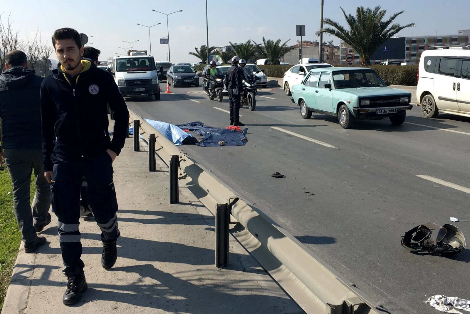 Kamyonun çarptığı kurye hayatını kaybetti