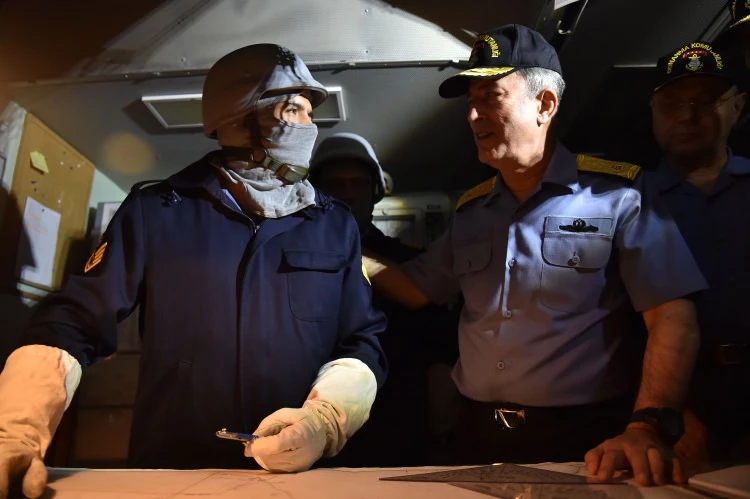 Hulusi Akar Denizkurdu-2017 tatbikatına katıldı