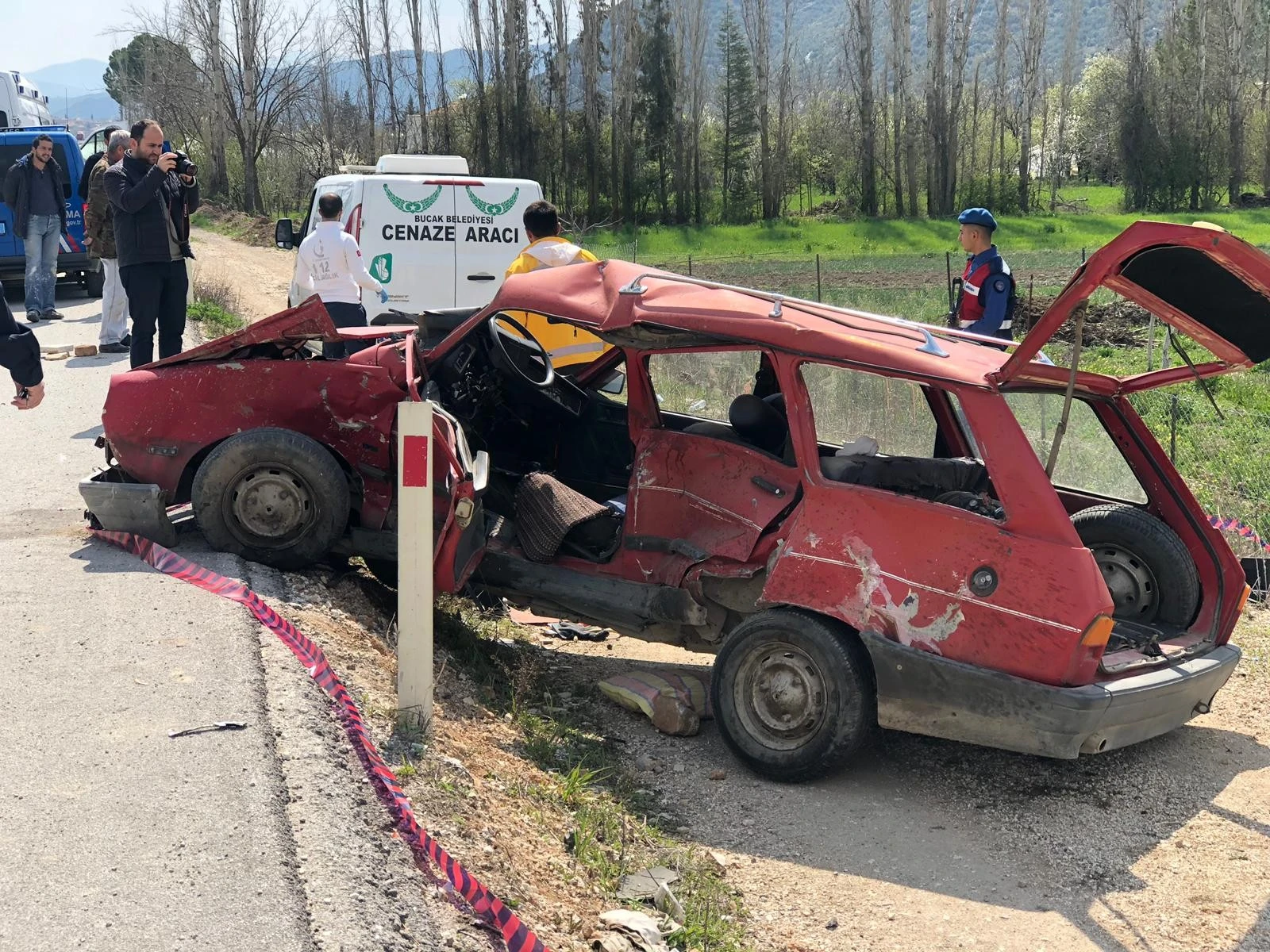 Burdur'da trafik kazası: 1 ölü 2 yaralı
