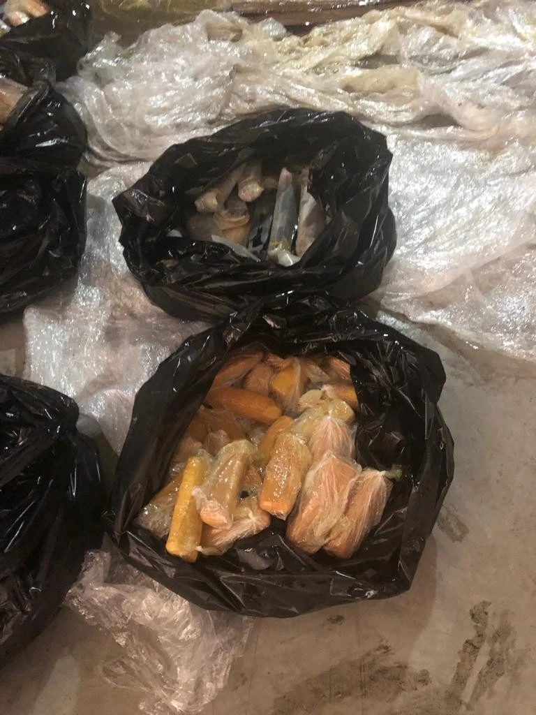 Madeni yağ tenekelerinde 163 kilo eroin ele geçirildi