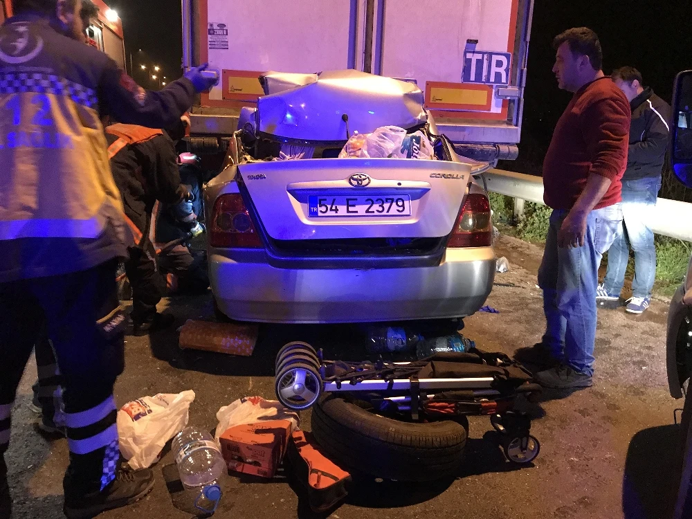 TEM Otoyolunda trafik kazası: Anne ve oğul feci ekilde can verdi