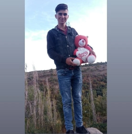 Hayvan otlatma nedeniyle baba ve oğlunu öldürdü