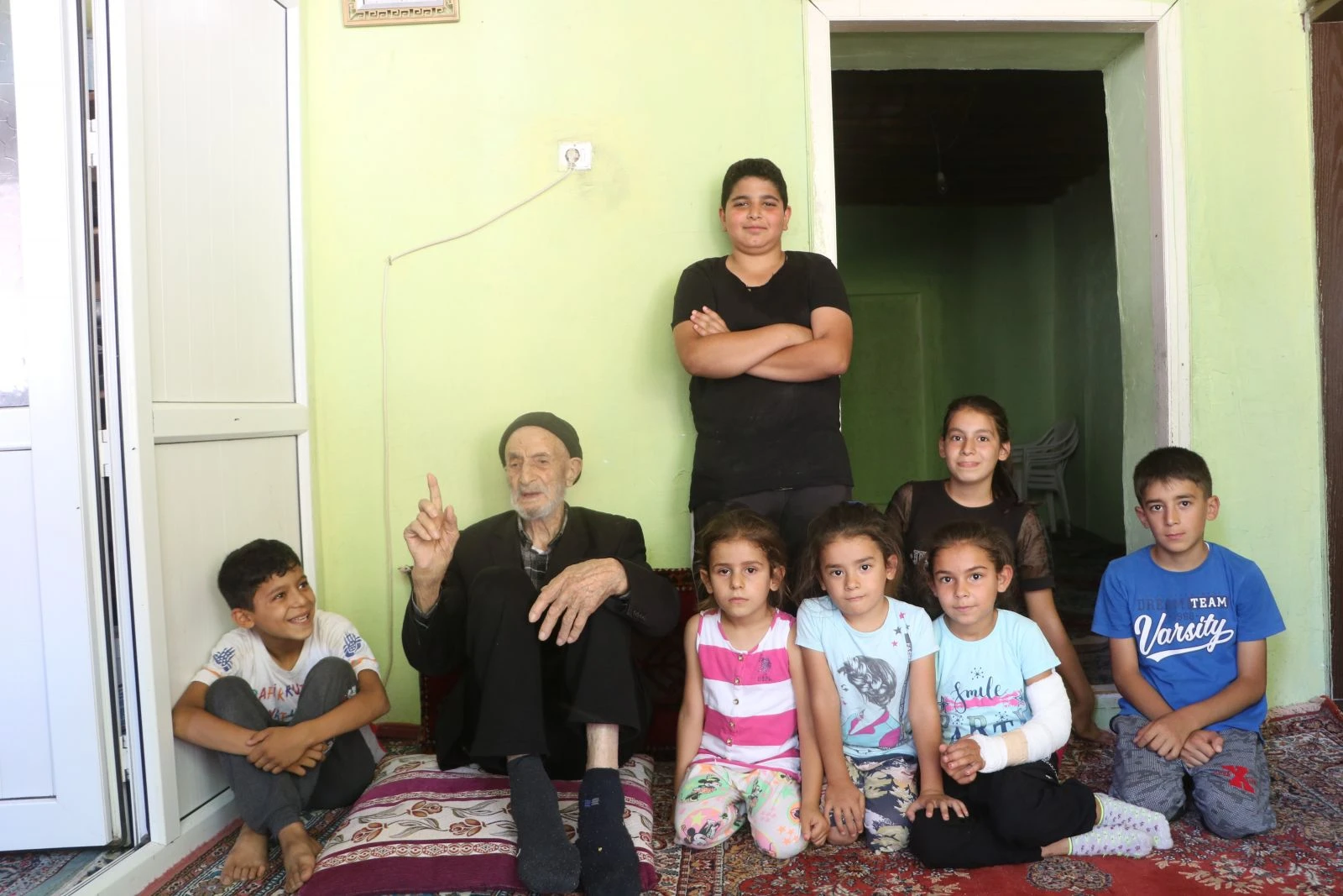 110 yaşındaki adam, günde 2 litre kola içiyor