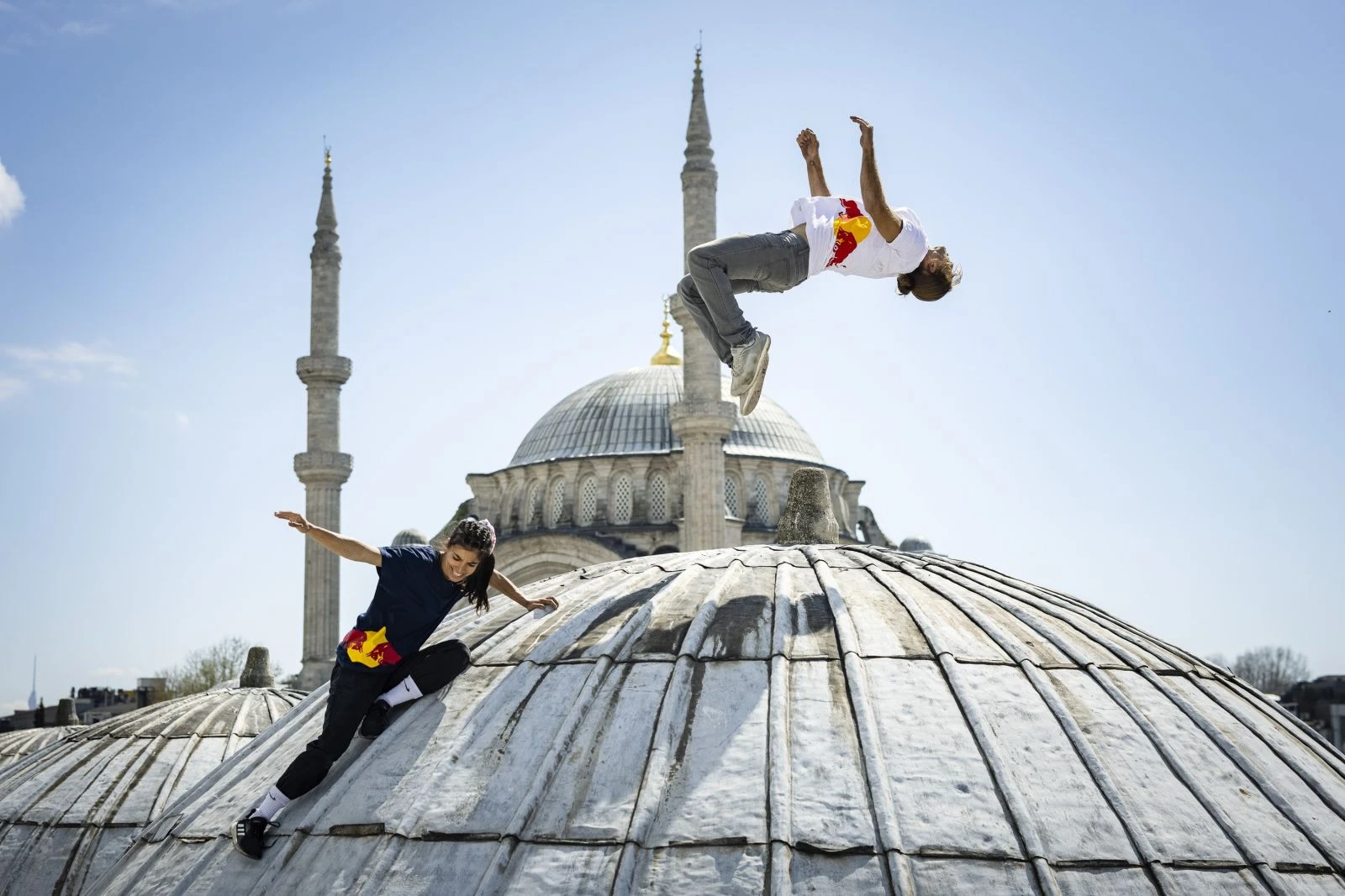 Ünlü sporcular Kapalıçarşı'da şov yaptı