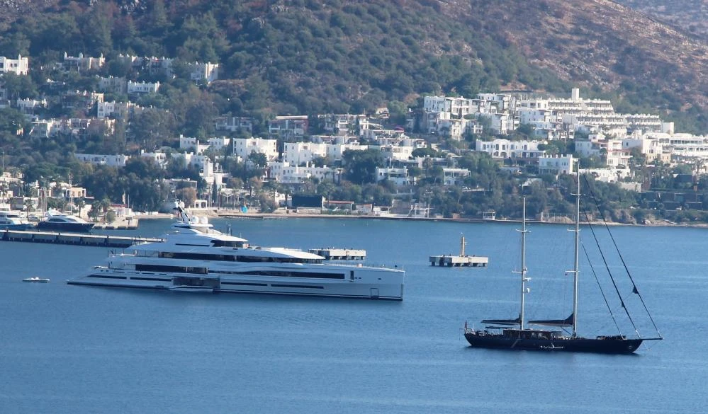 Bill Gates gitti milyon dolarlık yatı Bodrum'da bıraktı