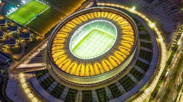 Putin Türk şirketin yaptığı Krasnodar Arena'ya hayran kaldı