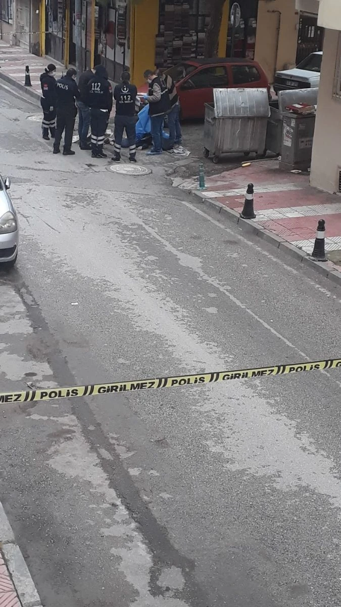 Genç kız sokak ortasında öldürüldü