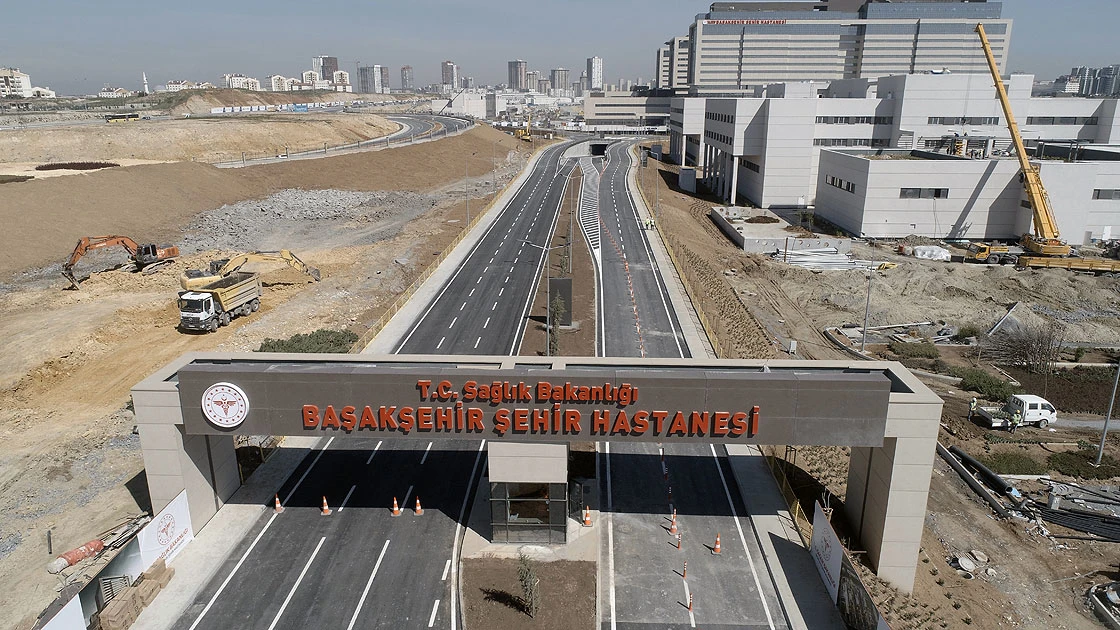 İkitelli Şehir Hastanesi yolunun yapımında sona gelindi