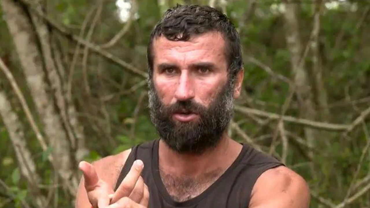 Hikmet Tuğsuz Kimdir?