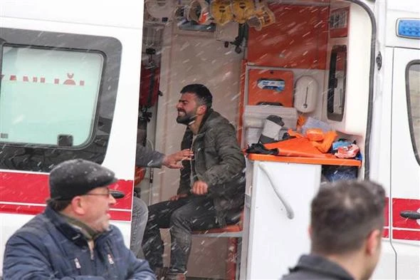 Bağcılar'da zincirleme trafik kazası: 5 yaralı