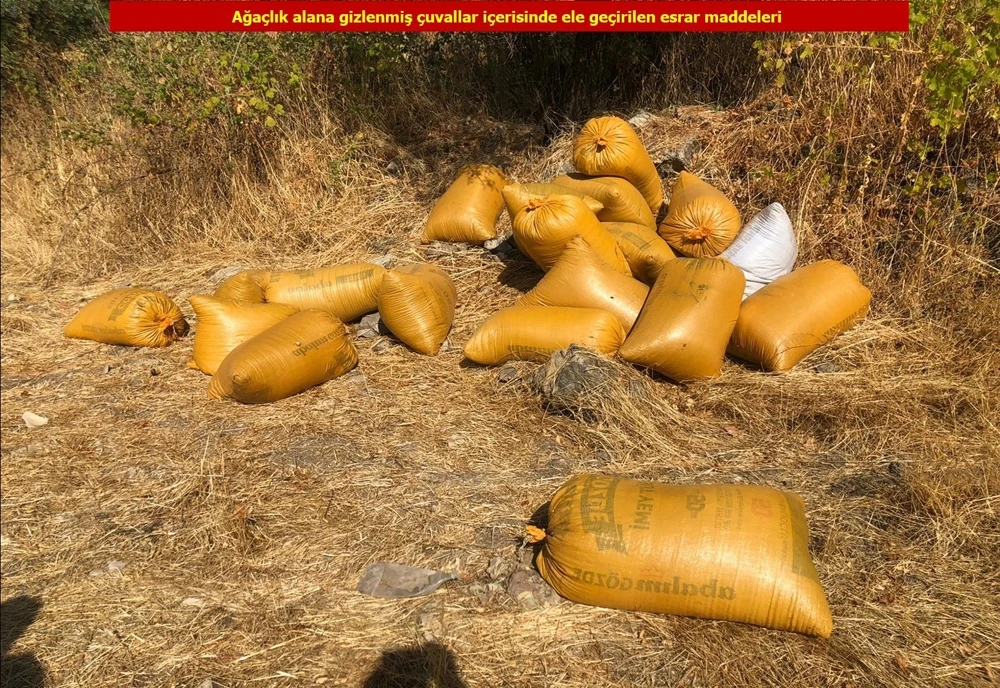 Diyarbakır'da PKK'nın finansal kaynağına darbe