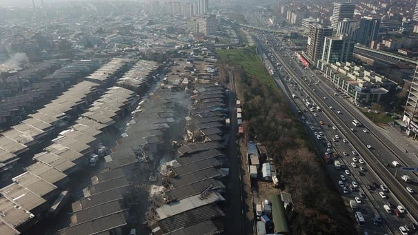 Nakliyeciler Sitesi’ndeki yıkım havadan görüntülendi!