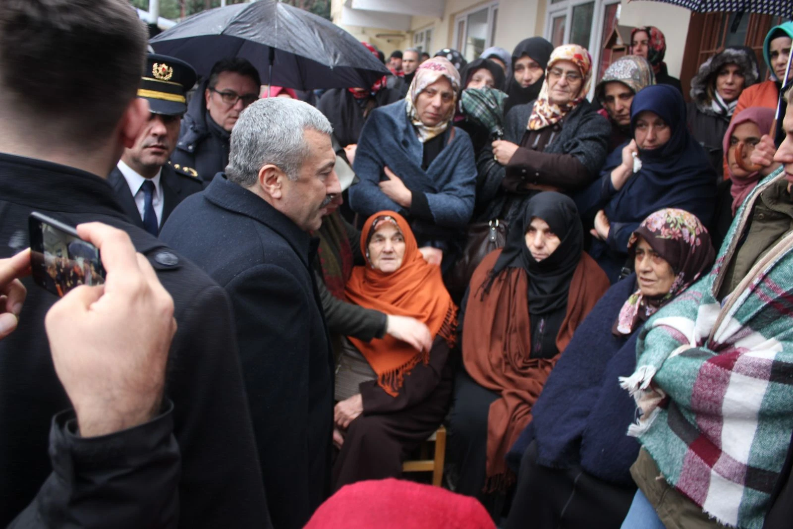 Görevi başında kalp krizi geçiren polise son görev