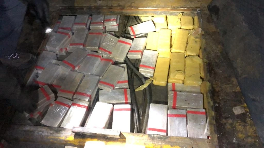 Van'da bir tırda 133 kilo eroin ele geçirildi