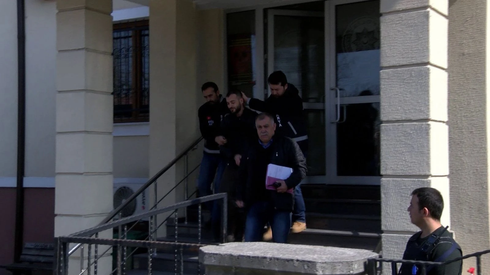 Yol verme tartışması kanlı bitti: 1 ölü