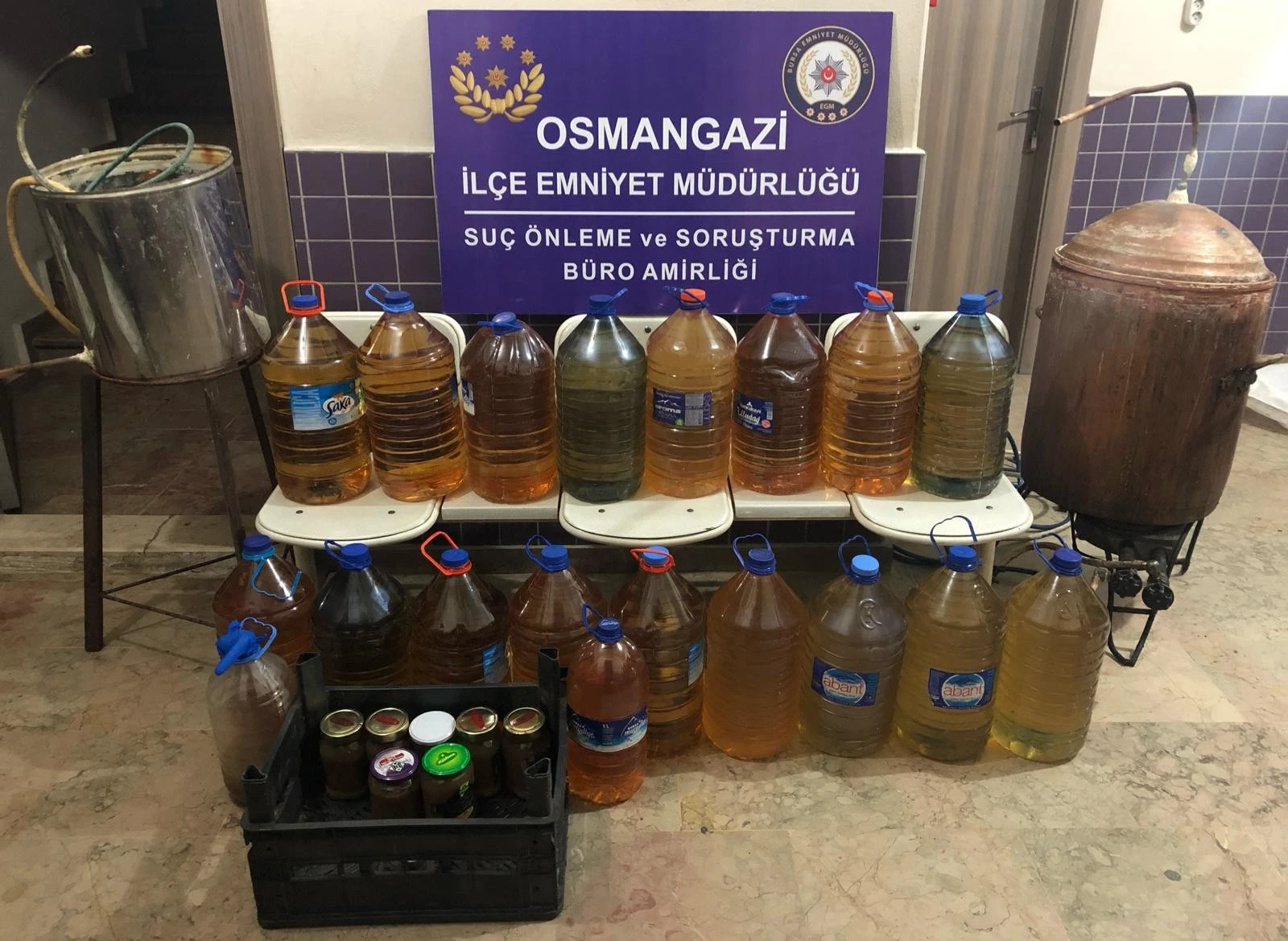 Bursa'da kaçak içki operasyonu