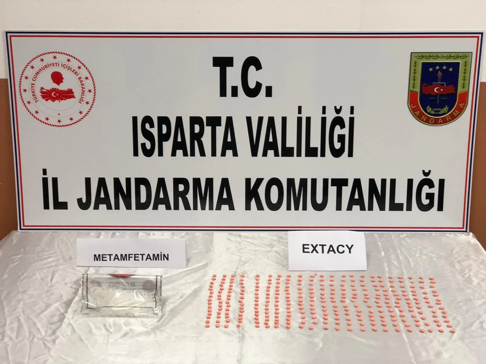 Isparta’da uyuşturucu hap ele geçirildi