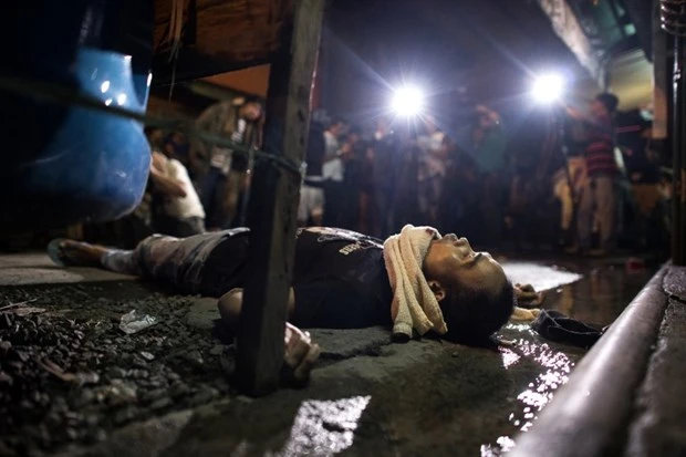 Duterte'den polislere: Ben öldürdüm, siz de öldürün