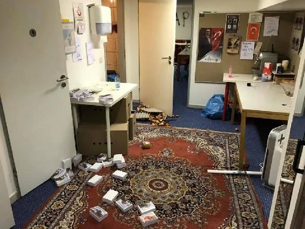 Almanya Münih'te Alperen Ocağına saldırı düzenlendi