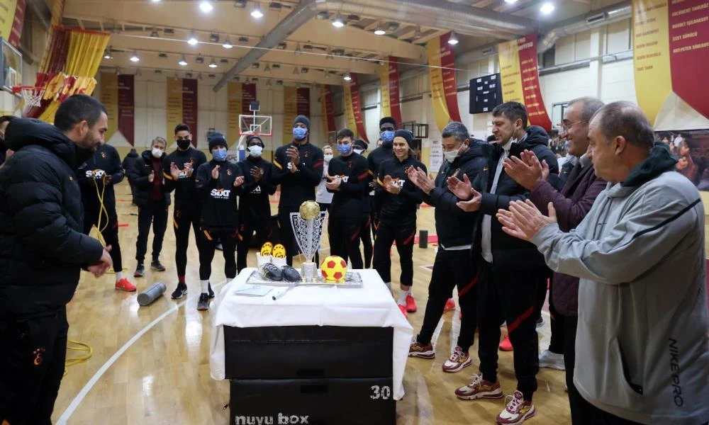 Arda Turan'ın doğum günü kutlandı